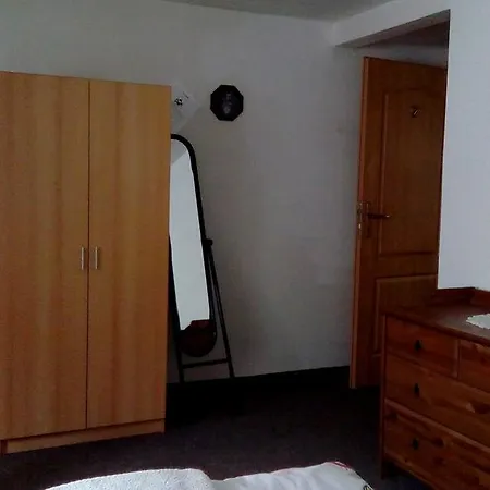 Edelštejn 3*