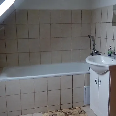 Edelštejn 3*